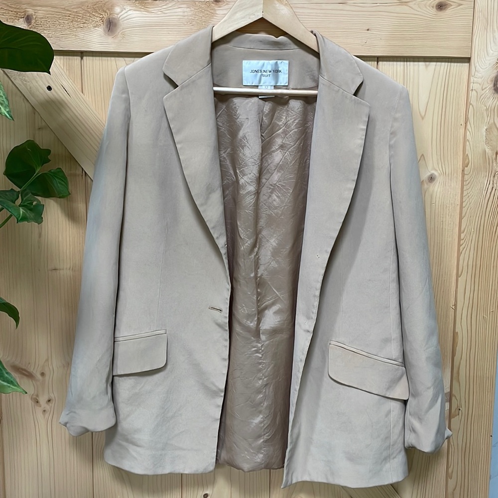 Vintage Jones New York Suit Tan Silk button up Blazer | Size 12 (Medium)